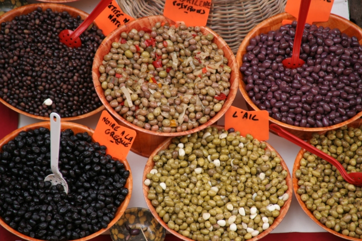 A big provençal market is held in Laragne every Thursday morning...